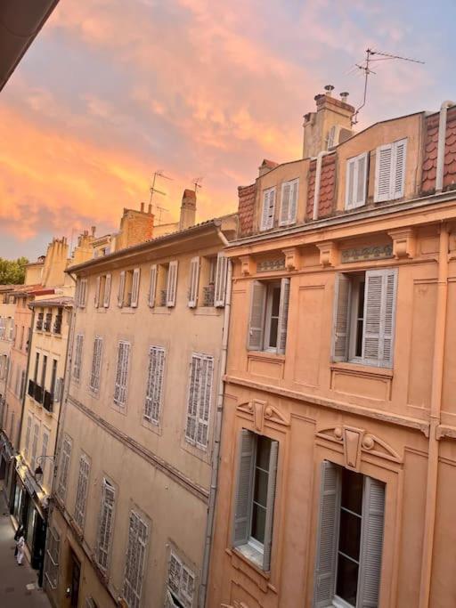 Charmant Appartement 2 Pieces En Plein Centre Ville Historique Aix-en-Provence Buitenkant foto